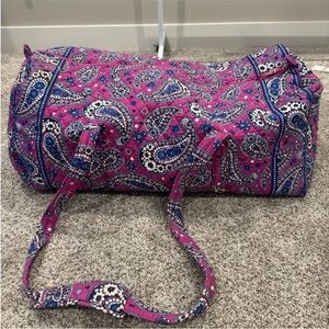Vera Bradley XL travel duffle bag in retired print Boysenberry